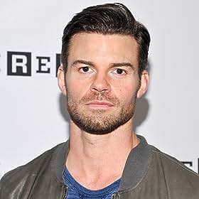 Daniel Gillies